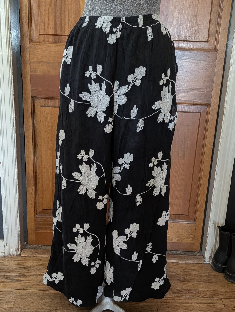 Black Wide-Leg Floral Embroidered Pants